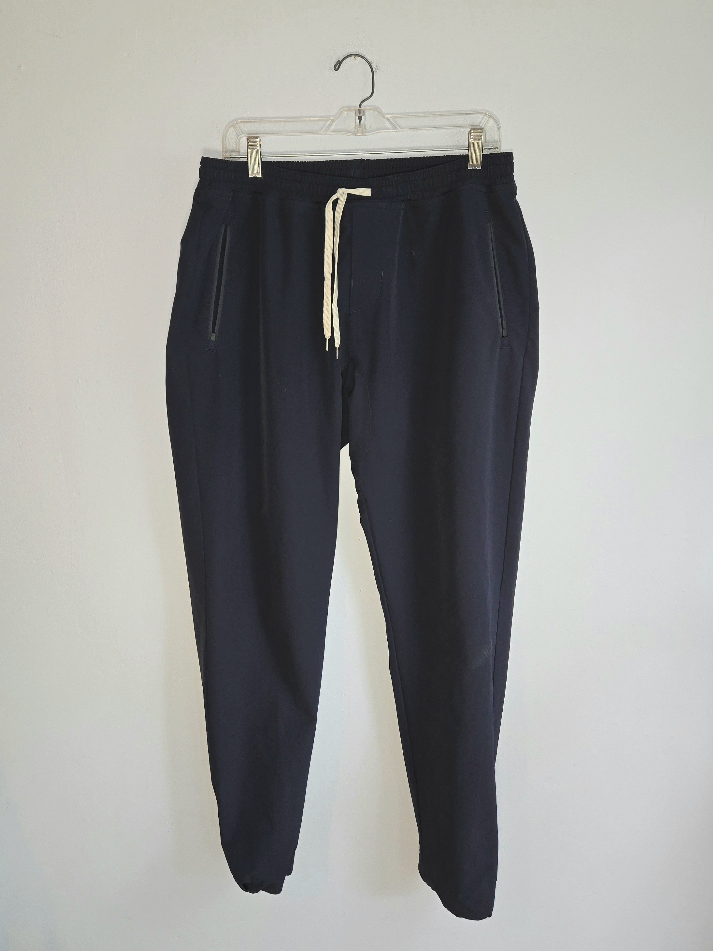 Vuori Men’s Transit Jogger Pants Black Size Xl Style V417 Technical Commuter